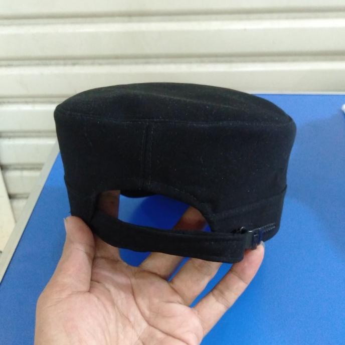 Topi Komando PDIP