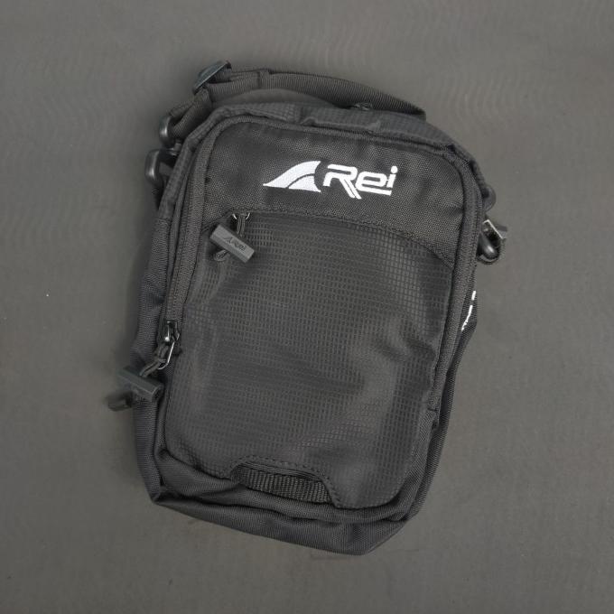 ~~~~~] Tas Selempang / Travel Pouch Arei / Rei New Brantas 3