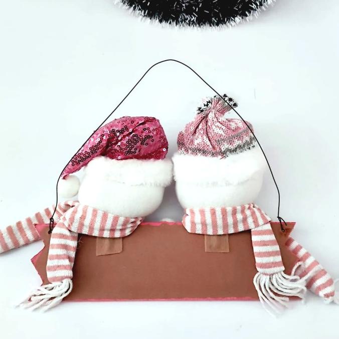 

Gantungan Pintu Boneka Pink Santa Snowman Plush Toy Kado Natal Unik Limited Edition