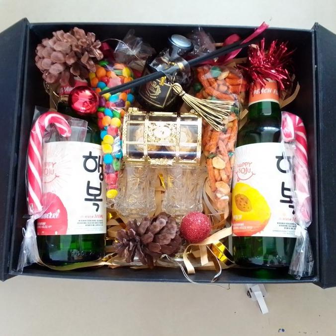 

Barang Terlaris !!! "Rudolf" Hampers Natal 2022 / Christmas Hampers / Labelle_Porch