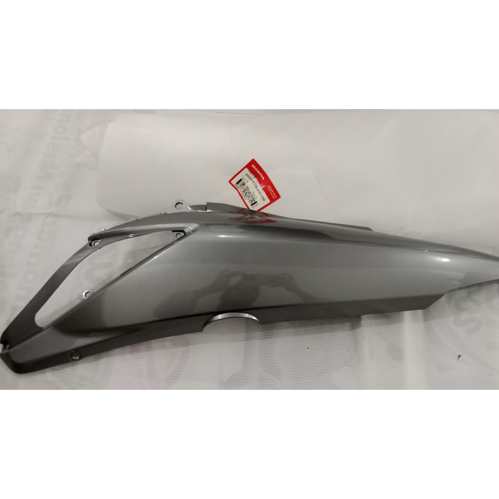 Cover Body Kiri Supra X 125 Silver Abu 64420-KTM-850VSM