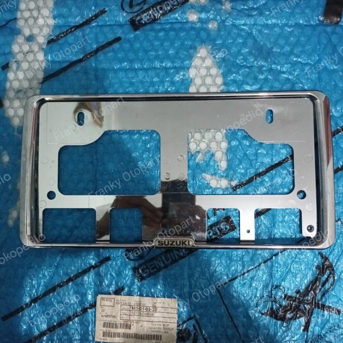 {BEKAS} Frame plate mobil Suzuki JDM orijinal Berkualitas