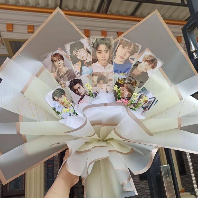 Bisa COD BUKET PHOTOCARD UNOFFICIAL KPOP CUSTOM BTS/BLACKPINK/TXT/NCT/EXO DLL Termurah