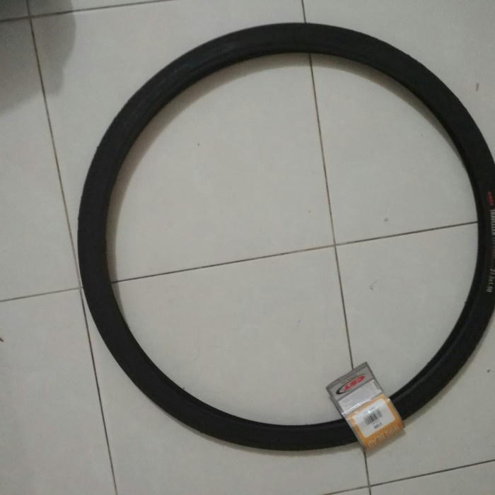 BAN LUAR 27.5 X 1.50 CST TRAVELLER ORIGINAL