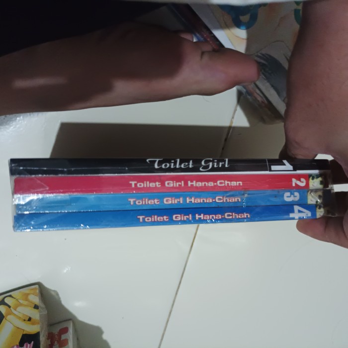 buku komik toilet g hana chan set 4 buku super rare rerekeke85