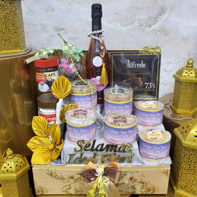 

Terlarisss - Paket Dekorasi Lebaran Idul Fitri Hampers Parcel Hadiah Kue Kering 084 - Langsung Kirim