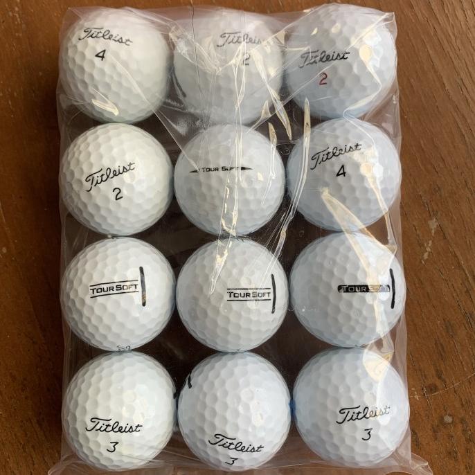 Bola Golf Titleist tour soft