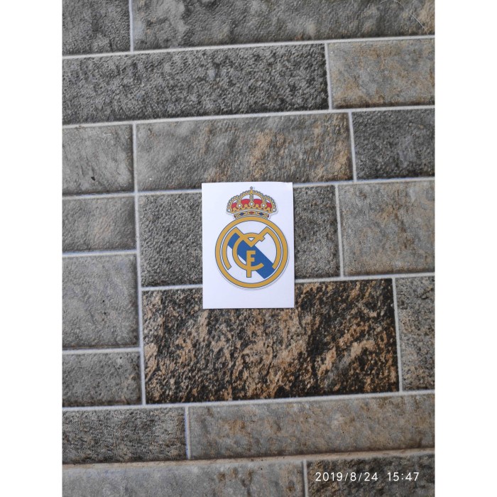 

Terlaris - Stiker Logo Klub Bola Real Madrid Sticker Casing HP Motor Helm Laptop