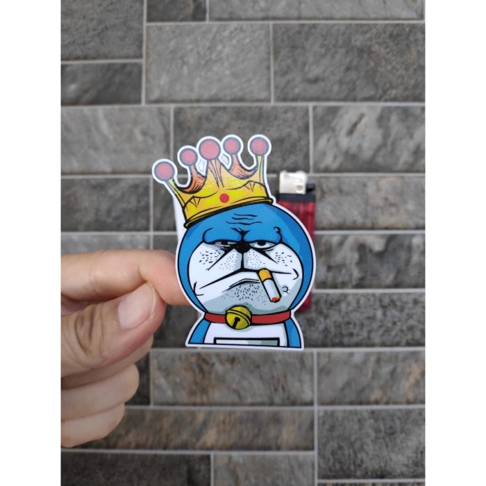 

Terlaris - Stiker Vinyl Doraemon Smoking Karakter Motor Helm Laptop HP Print Cut