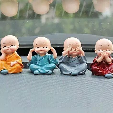 4pcs miniatur patung budha biksu botak dekorasi pajangan mobil figure