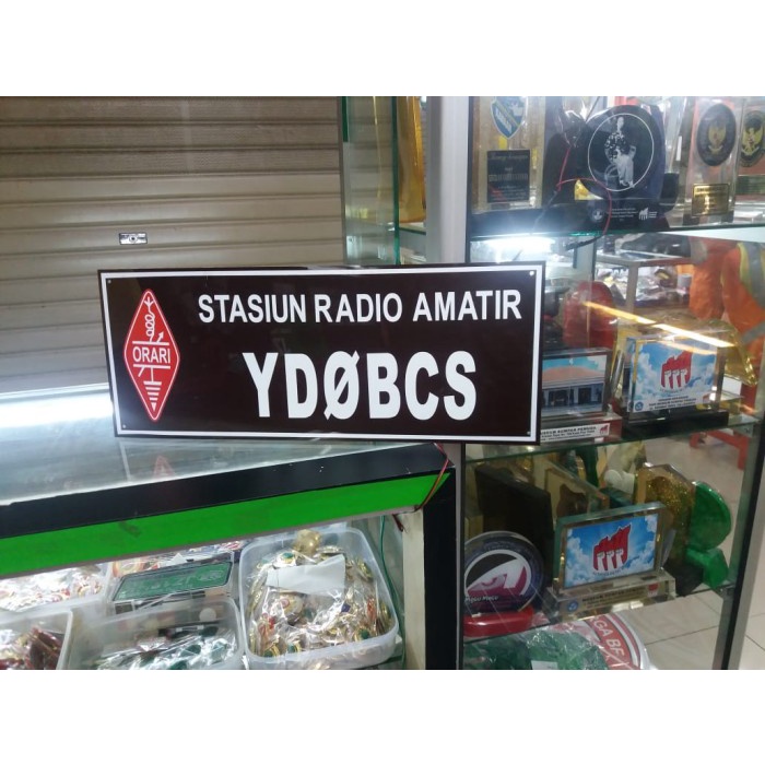 

Terbaru Papan Callsign Orari Akrilik 50X20 Promo Terlaris