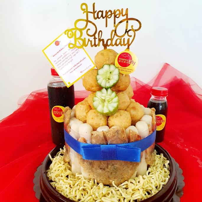 

Kue Cake Pempek Ultah Birthday Isi 35Pcs Ulang Tahun Enak Murah Terbaik