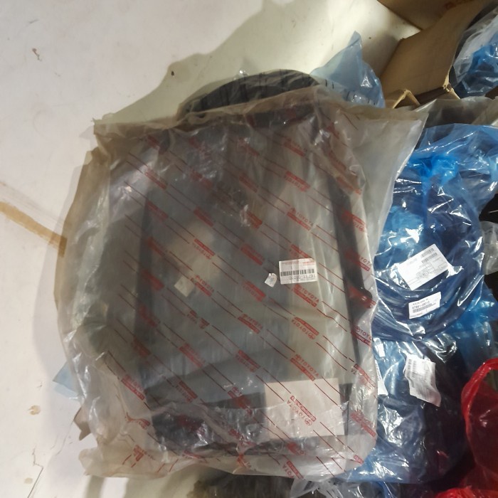 {Second} Shroud Fan Cover Radiator Motor Fan toyota Kijang Diesel 1RZ original Berkualitas