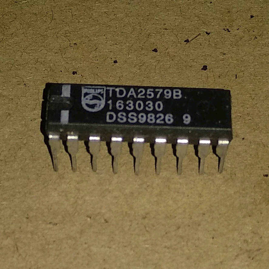 IC TDA2579 TDA2579B TDA2579C TDA 2579 B C DIP