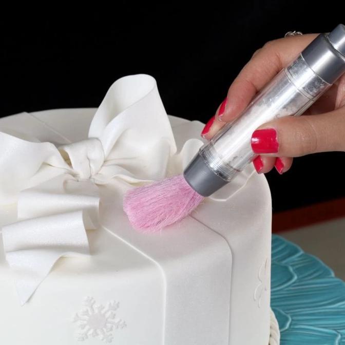 

Laris Pump Brush - Silver