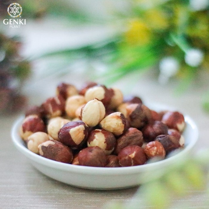 

Kacang - Roasted Hazelnut / Kacang Hazelnut Panggang - 500 G