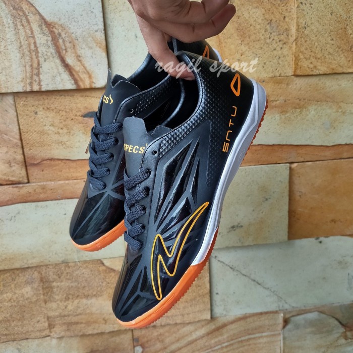 Sepatu Futsal Specs Accelerator Satu Elite Putih