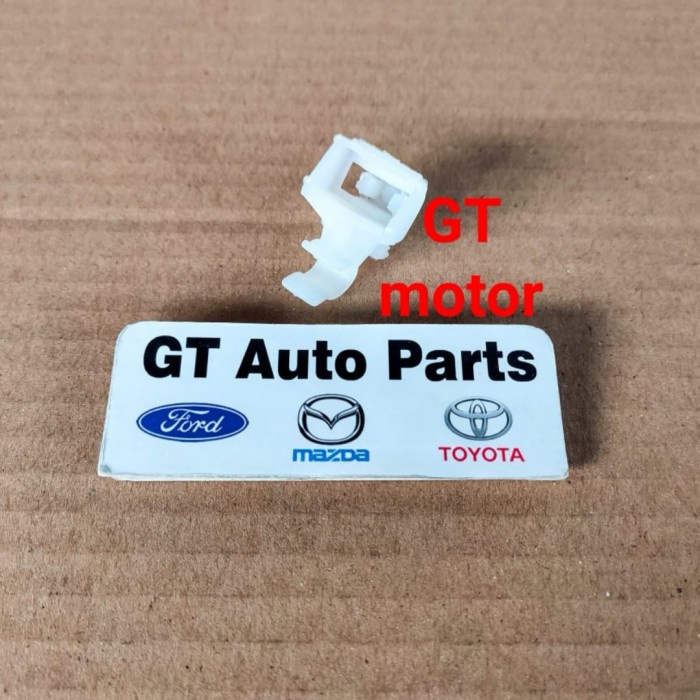 Holder Clamp Hood Kancing Tiang Kap Mesin Innova 53455-0K010