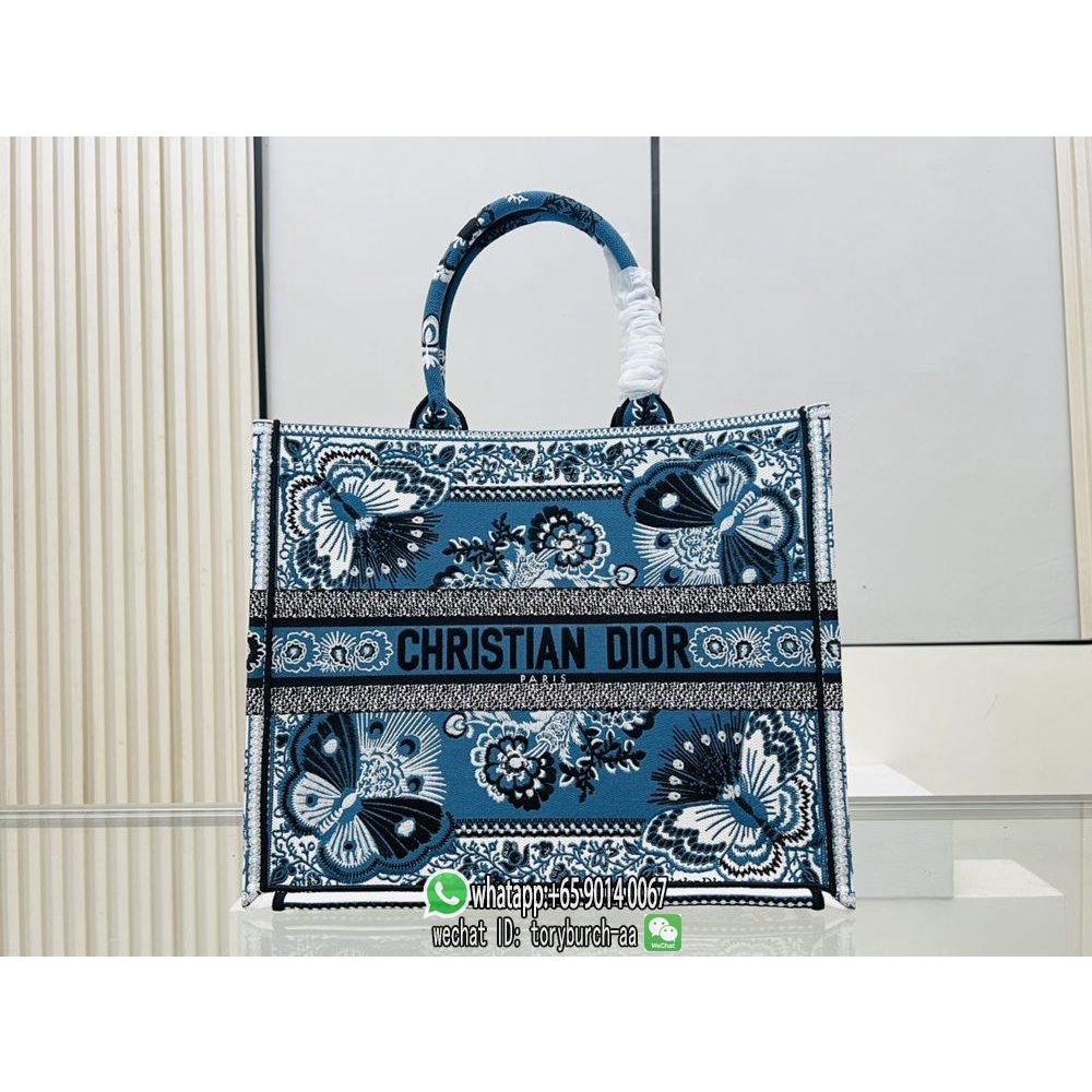 Dior medium embroidered booktote carryall travel luggage lightweight canvas shopper handbag tote