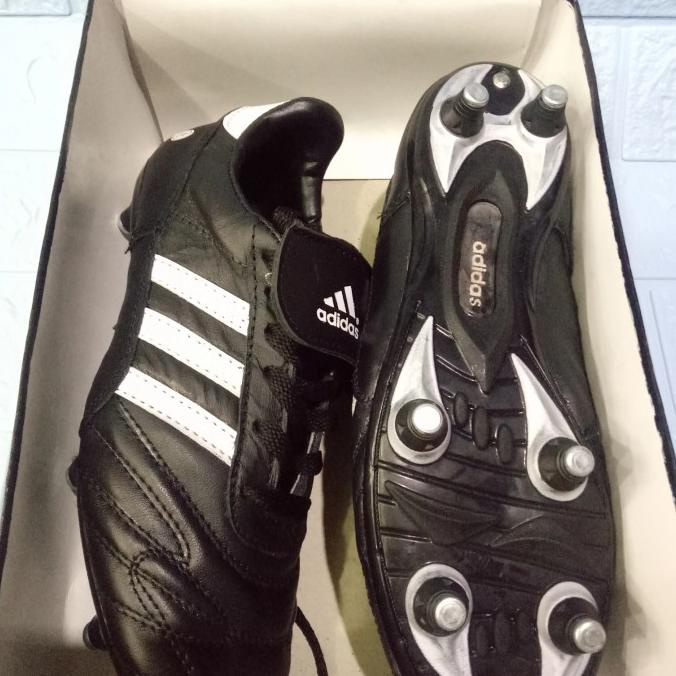 Sepatu Bola Pull Besi Asli Kulit Berkualitas