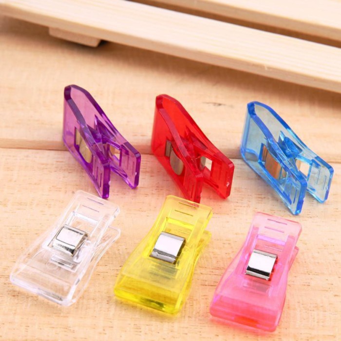 

Medium Wonder Clips /Klip Pembatas / Penjepit Bahan Kain /Klip Plastik