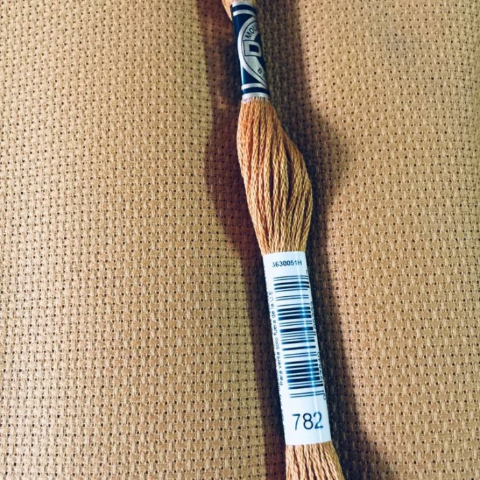 [Ori] Kain Aida 14 Ct Warna Coklat Kuning Merk Zweigart Limited