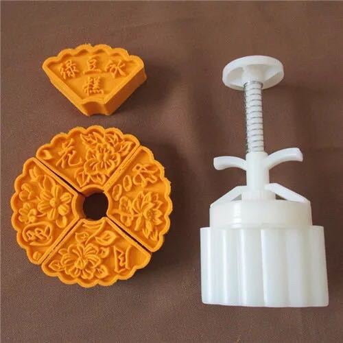 

✅Original Cetakan Kue Bulan Nastar Mould Mold Mooncake Tio Ciu Kue Segitga 65Gr Berkualitas