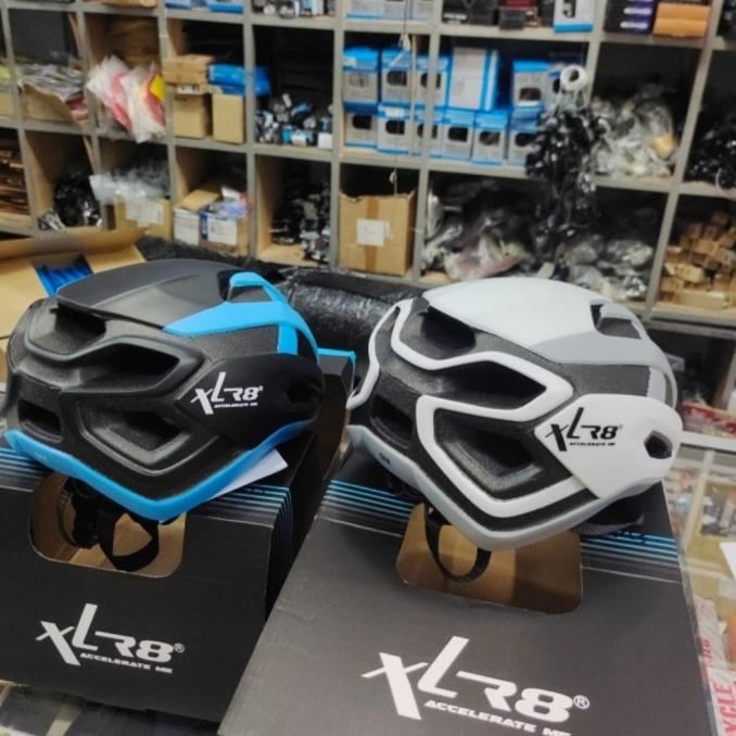 Helm Roadbike Xlr8 Type Six