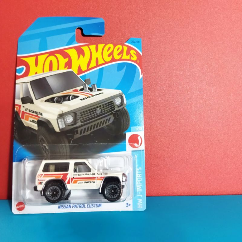 Hot Wheels Nissan Patrol Custom