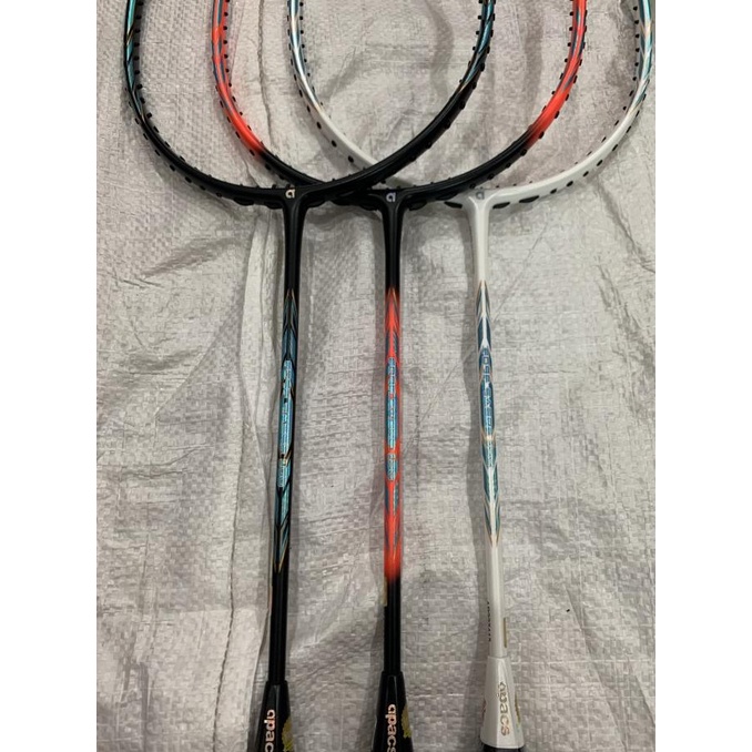 Raket Badminton Apacs New Edge Saber 100 Grip 4U G1 Kuat 35 Lbs Ori Original