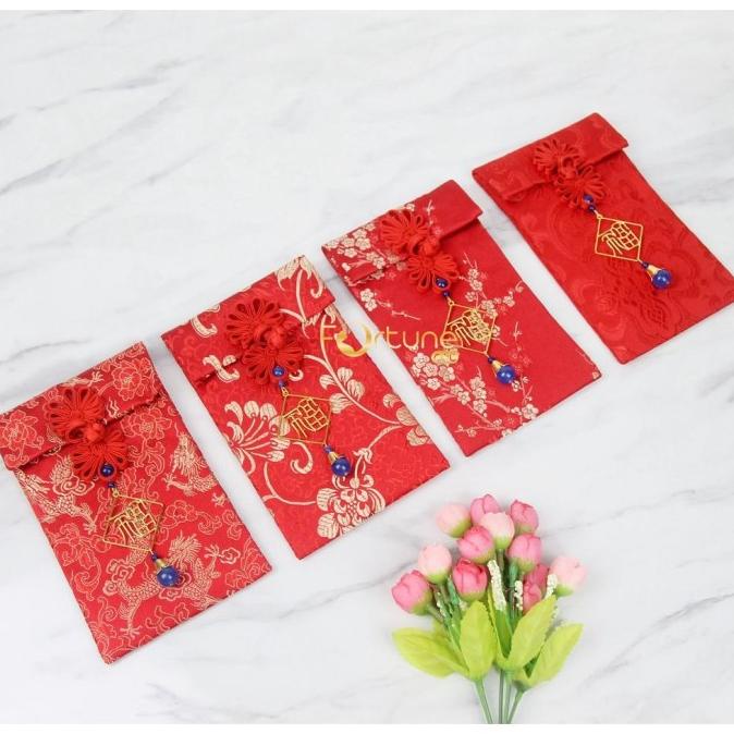 

BIG SALE ANGPAO IMLEK 2023 KAIN CHINESE NEW YEAR RED ENVELOPE GANTUNGAN FU !!!!!