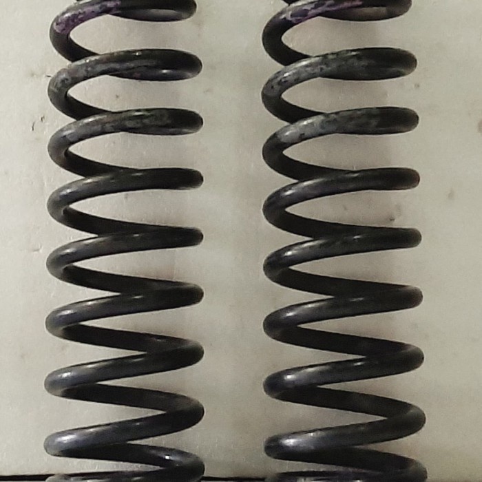 {Second} coil spring per keong depan honda crv gen 1 original 2pc garansi Murah