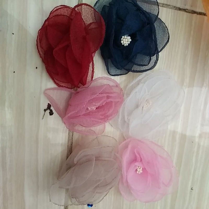 bunga pita souvenir kecil