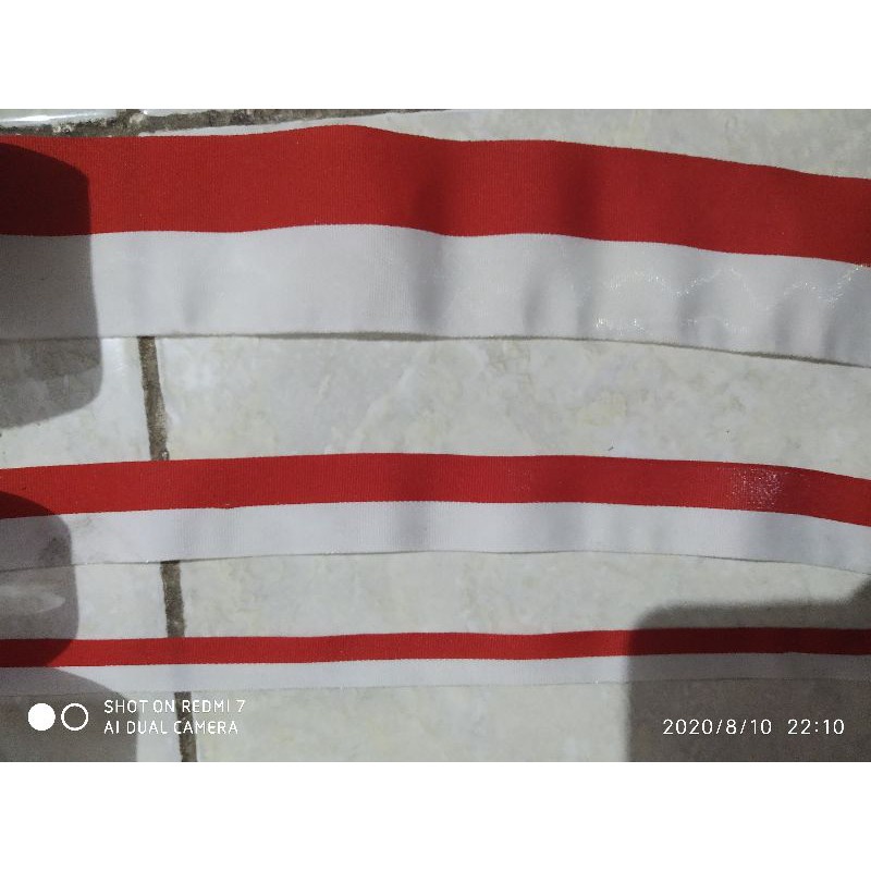 pita kain merah putih meteran