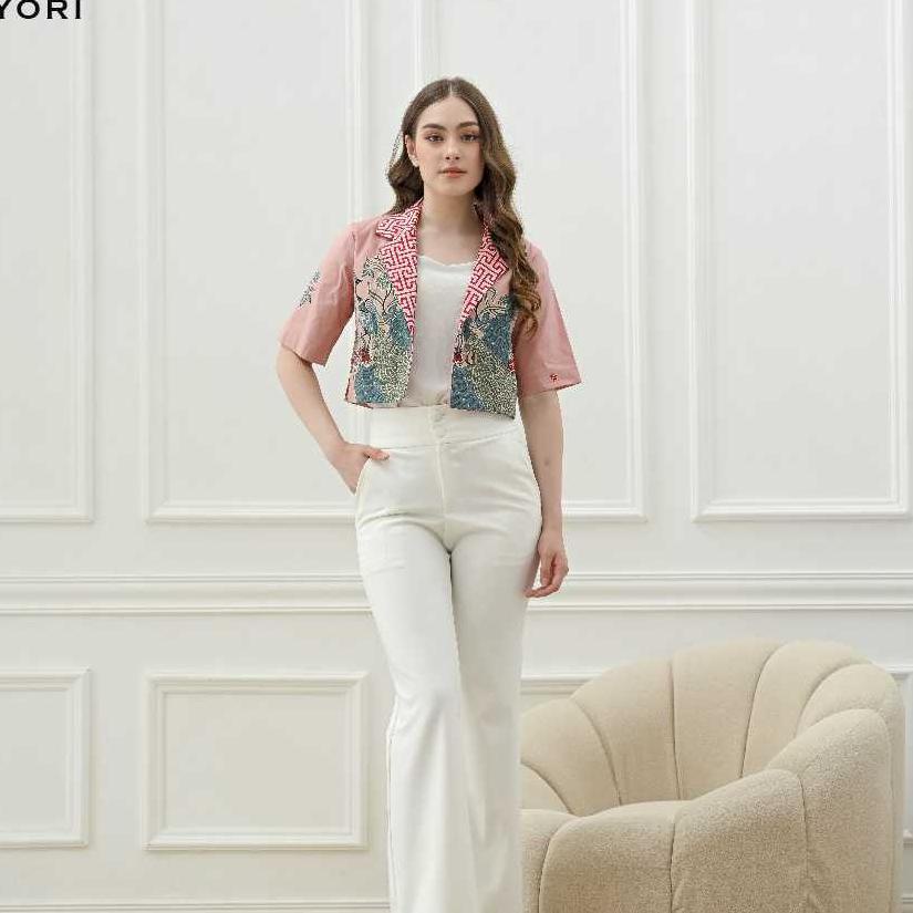 Yori Outer Blazer Batik Wanita Outer Batik Rompi Wanita