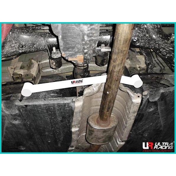 Aksesoris / Rear Lower 2643 / Stabiliser ULTRA RACING BMW F25 X3 '10+