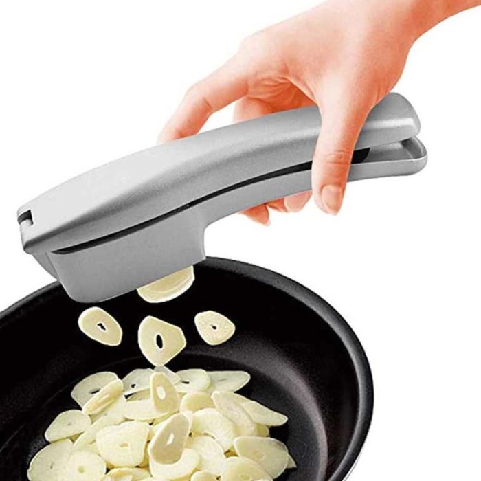 

Terbaru Sweeten Penghancur Bawang Garlic Presser Crusher Squeezer - Su67 Promo Terlaris