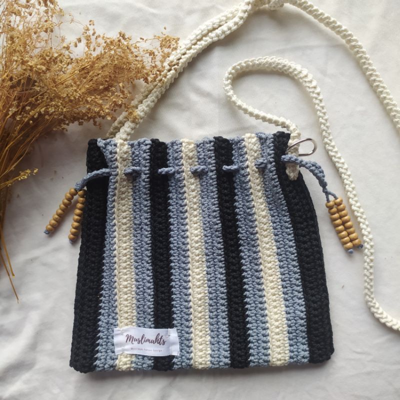 Tas Selempang Rajut / Tas Serut