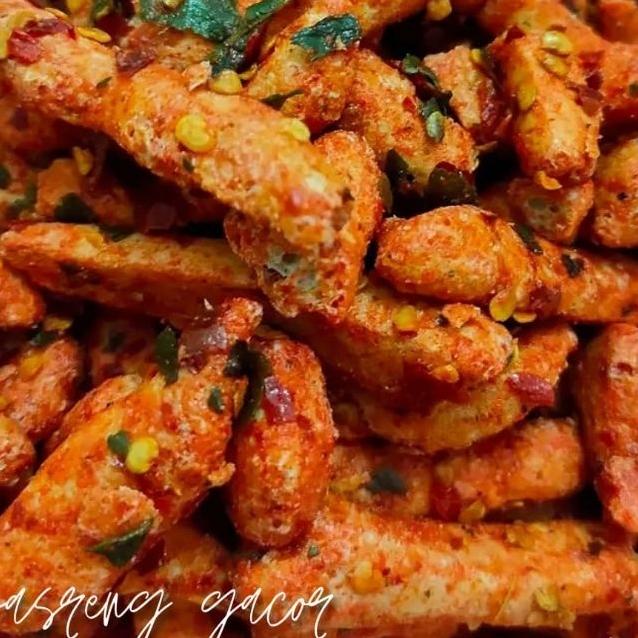 

Celan Basreng Pedas Daun Jeruk X Pilus Cikur Pedas 1Kg