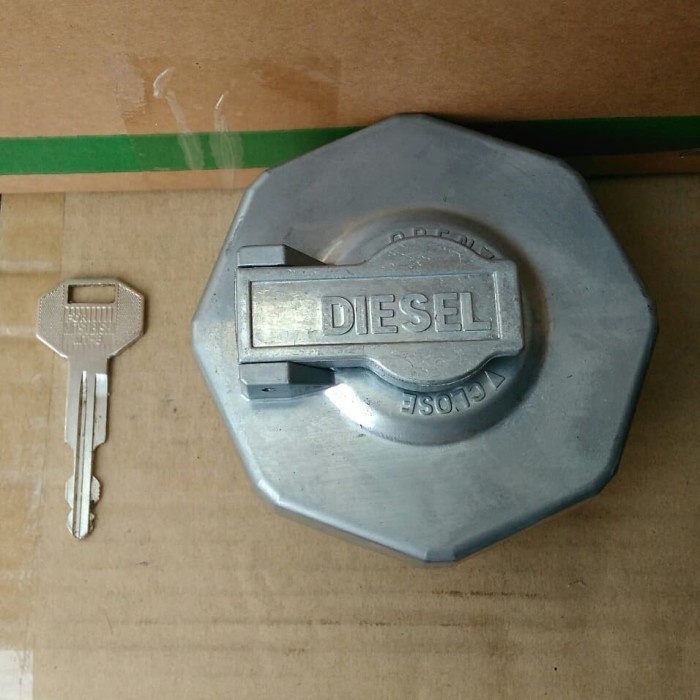 Tutup Tangki Solar Isuzu Giga