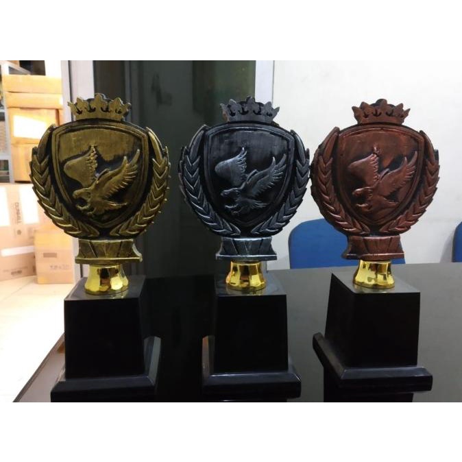 PIALA LAMBANG BURUNG GARUDA 1 SET FULL