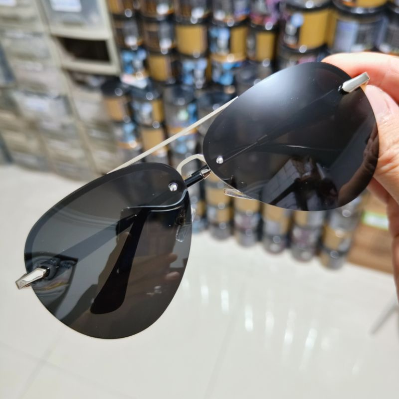 REALPIC PROMO KACAMATA FASHION PRIA & WANITA Lensa Polarized MB 743