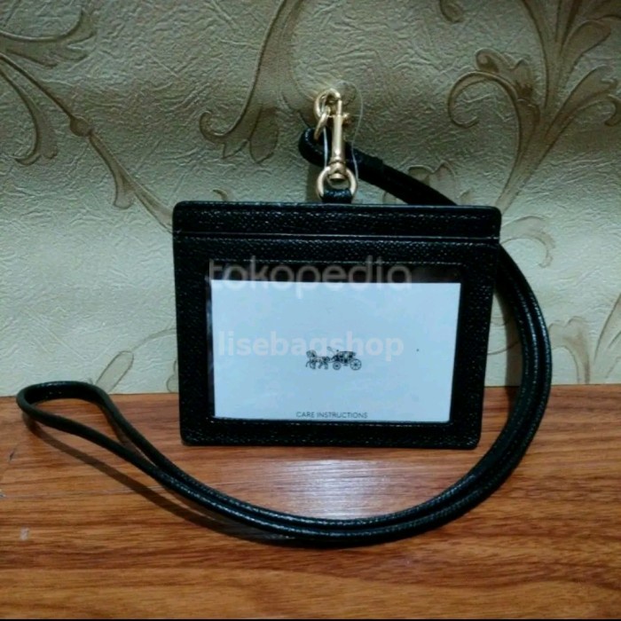 

Coach Lanyard Horizontal Black