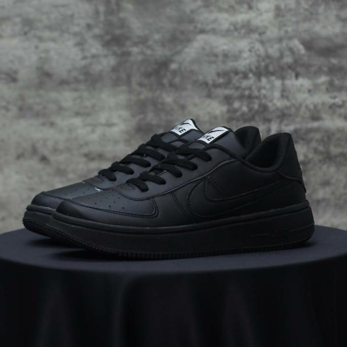 Sepatu Sneaker Casual Hitam Putih Polos Pria Force AF1 Black White