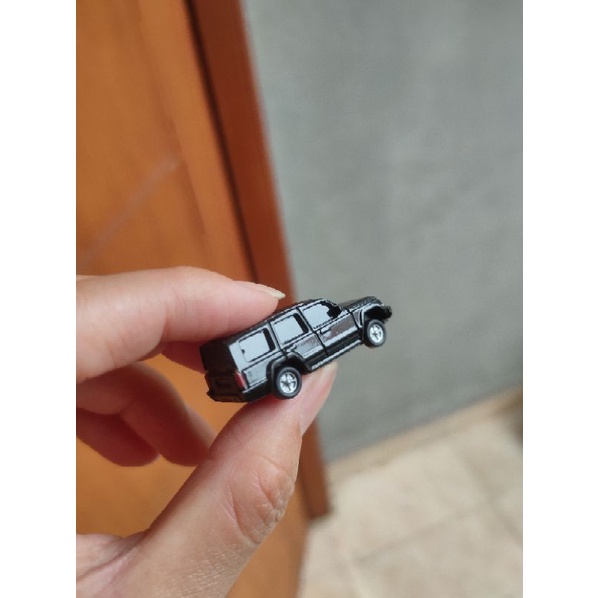 SUNTORY BOSS JEEP COMMANDER