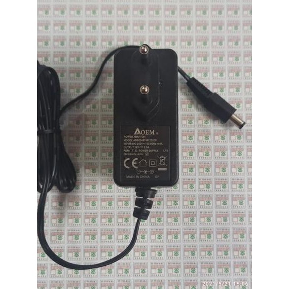 adaptor 12v 2Ampere