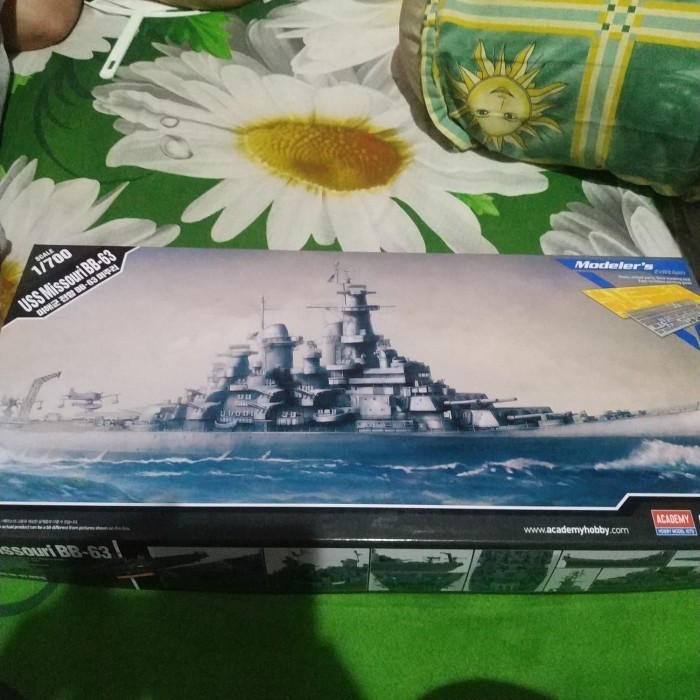 [Original] Battleship Uss Missouri Bb-63 With Pe Part And Masking Tape Sale Limited