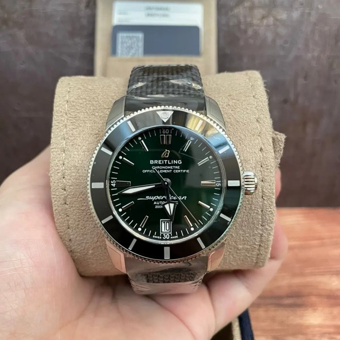 ✅New Ori Breitling Superocean Green Dial Auto New Berkualitas