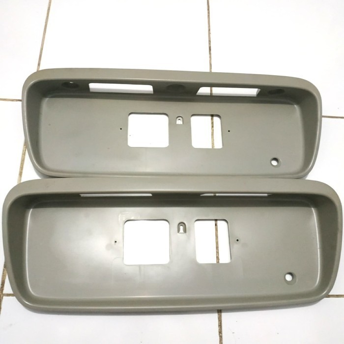 Dudukan Plat Nomor Belakang Ferio 1996-1998 Original Lelangan