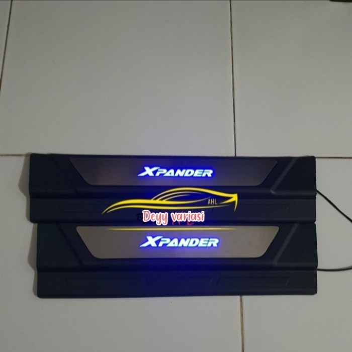 [Ori] Sillplate Samping Xpander Lampu Led Terbatas